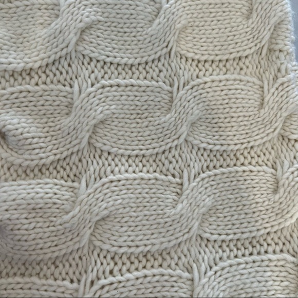 L.L. Bean Infinite Cable Knit Scarf - Picture 5 of 5